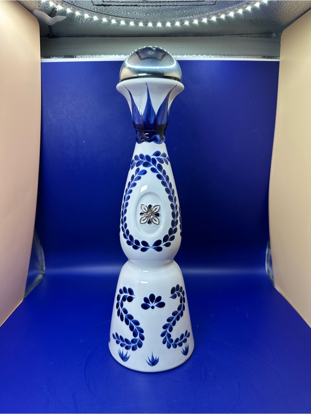Clase Azul Reposado Tequila Bottle – 375ml Empty Blue & White Ceramic Decanter